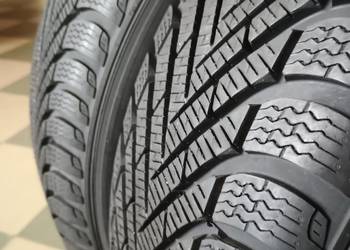 Opony zimowe PIRELLI POWERGY 215 65 17 - 2025 JAK NOWE