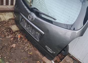 Toyota corolla verso II klapa tył. Europa kompletna z instalacja.