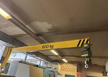 Żuraw słupowy L 525cm + wciagarka 500kg