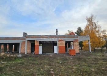 Dom z potencjałem na sprzedaż