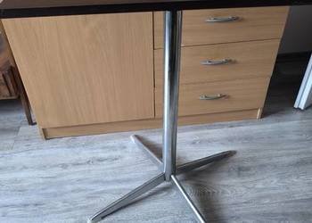 Stolik noga pod telewizor