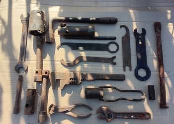 Klucze zabytkowy motocykl