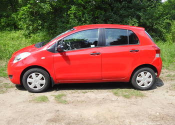 TOYOTA YARIS OD KOBIETY BEZWYPADKOWA 130 TYS. KLIMA ELEKTRYCZNE SZYBY