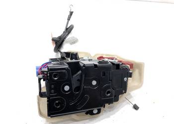 ZAMEK DRZWI PRAWY TYŁ VW GOLF V Kombi 07-09