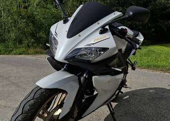 Yamaha yzf r125