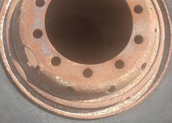 Felgi stalowe z oponami