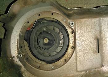 Starter kosiarki B &S Q45