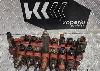 Kompletny rozdzielacz hydrauliczny Kubota KH90 z silnikiem V1702
