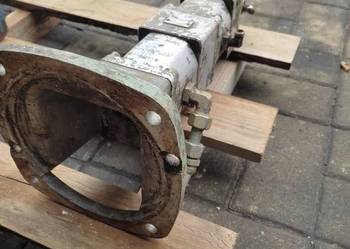 Pompa hydrauliczna, zespół pomp hyd. zębatych