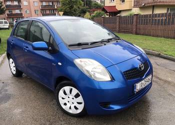 Toyota Yaris II / SZAFIROWA / 1.4 Turbo Diesel Intercooler