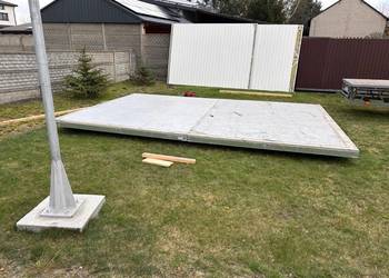 Kontener biurowo-socjalny  Wymiary 4x5 m, wys. 2,60