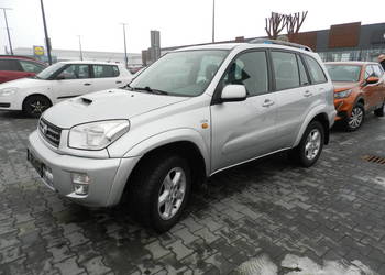 Toyota RAV4 5 drzwi klima hak 4x4