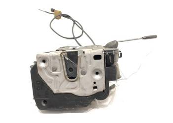 ZAMEK DRZWI PRAWY PRZÓD MERCEDES W203 Sedan/Limuzyna 00-07