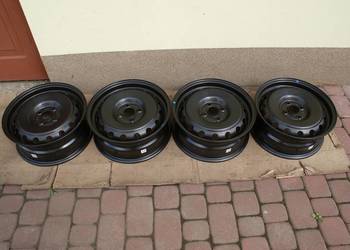 Stalowe 6Jx15 cali 4x100x54,1 ET47 Hyundai i20 oryginalne czujniki ET52