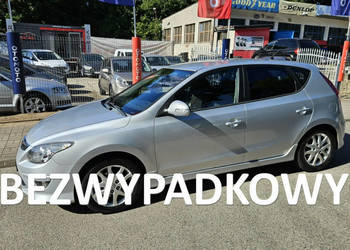Hyundai i30 BogataOpcjaTempomat/Parktronik/Klimatronik/PodgrzewanFotele/Su…
