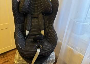 Fotelik dziecięcy samochodowy obrotowy GB platinum