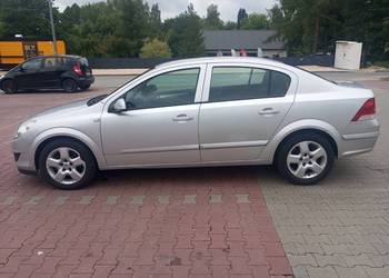 Opel Astra H Sedan 2008 | Salon PL | 2. Właściciel | 119 700 km | 1.3 CDTI