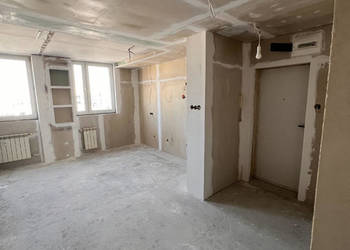 3 pokoje | Metro 190 m | Widok na panoramę Warszawy | 53,39 m² |Balkon