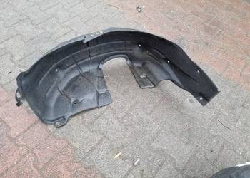 NADKOLE PRAWY TYŁ TOYOTA COROLLA E21 KOMBI