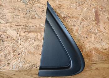 RENAULT TWINGO III 15- ZAŚLEPKA TRÓJKĄT BŁOTNIKA LEWY TYŁ 833317239R RENAULT TWINGO III 15- ZAŚLEPKA TRÓJKĄT BŁOTNIKA LEWY TYŁ 833317239R