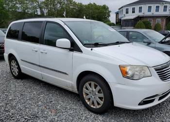 Chrysler Town & Country • 2013 r. • 3.6 Benzyna • Automat • 7 osob