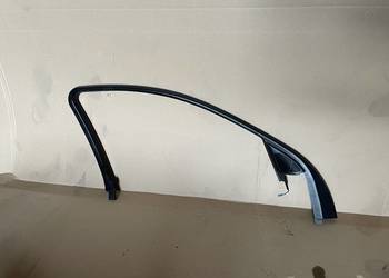 Ramka szyby lewy przód 8223819 bmw 7 e65 e66