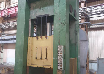 Prasa hydrauliczna 400 ton