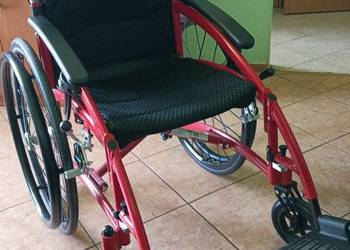 Sprzedam wózek inwalidzki nowy