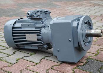 Motoreduktor kołnierzowy 5.5kw. 42obr./min. STQBER C612F0350E2D132S4