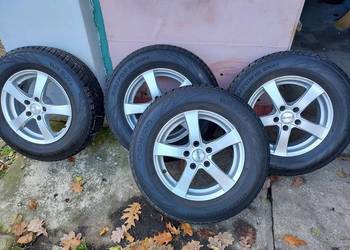 Alufelgi wraz z oponami zimowymi Nokian do Hyundaya 215/70R16