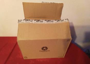 Karton średni 40cmx 32cmx 28cm wysokość