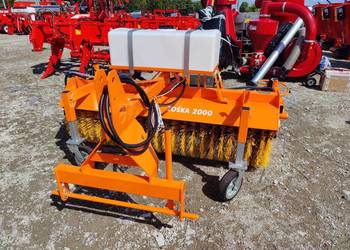 POM Augustów Zamiatarka 2m Typ T801/2 - model ZOŚKA 2000