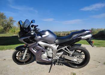 Yamaha FZ6