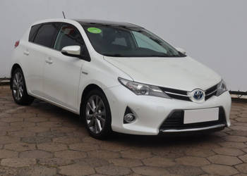 Toyota Auris Hybrid