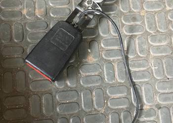 MERCEDES ML 164  ZAPIECIE PASA FOTEL KIEROWCY