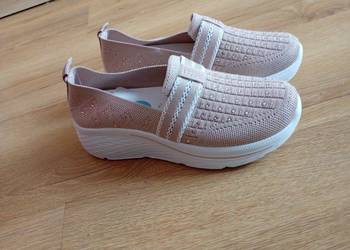 Buty damskie wsuwane 37
