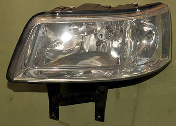 Reflektor lewy VW Transporter 5 OE 7H1941015J EUROPA