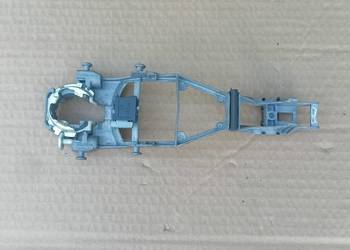 Mocowanie klamki lewy przód Skoda Fabia 2