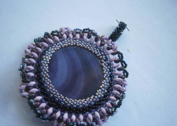 Medalion wisior agat amarant beading