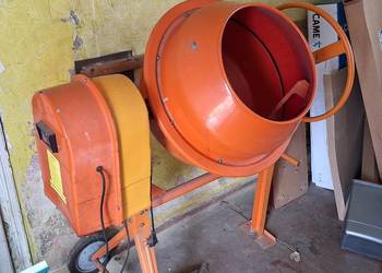 Betoniarka 60L
