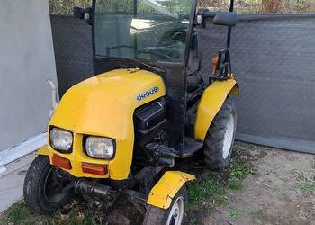 Traktorek sam samoróbka.