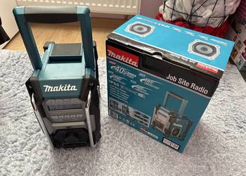 Makita Job Site Radio Bluetooth – bez baterii, zasilacz w zestawie