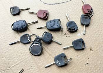 FORD FIESTA FOCUS MONDEO ESCORT  KLUCZYK KLUCZYKI ZAMKA BAGAŻNIKA STACYJKI