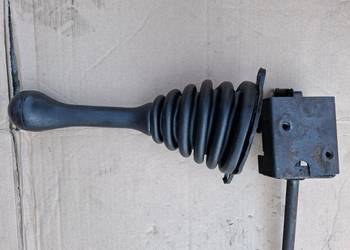 Lewarek zmiany biegów dzwignia mechanizm Fiat 126p Maluch