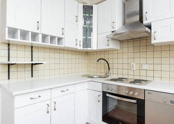 Do wynajęcia 2 pokojowe, balkon, tramwaj do Metra, ul. Światowida