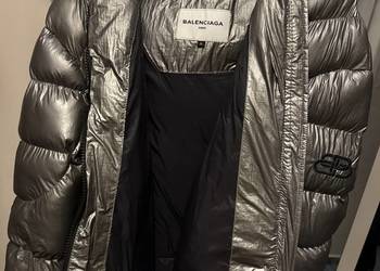 Kurtka Balenciaga z kapturem