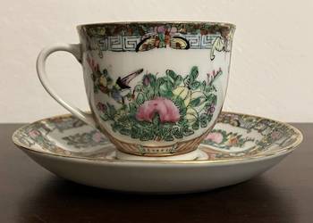 Ręcznie malowane filiżanki z chińskiej porcelany ze spodeczkami