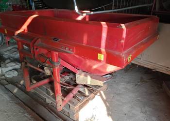 Rozsiewacz nawozu 1500 litrów ,hydraulika