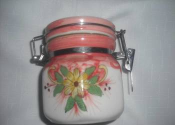 Porcelanowe pojemniki na herbatę , kawę  itp
