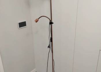 Lampa podłogowa stojąca